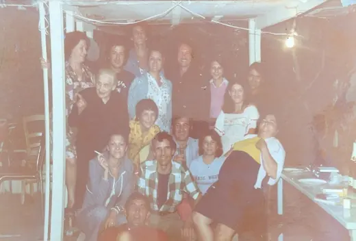 Une grande photo de groupe